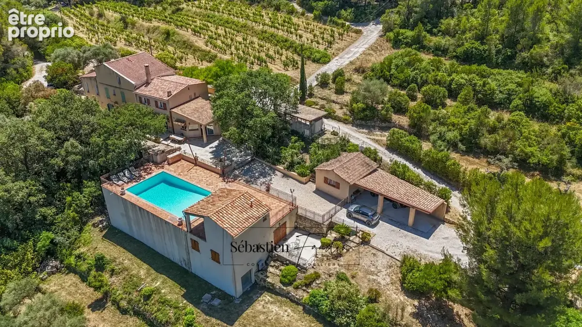 Maison à vendre 8 pièces LA CADIERE D'AZUR (83) - 2 logements - grande piscine - vue panoramique - grande parcelle - calme - nom - photo 23