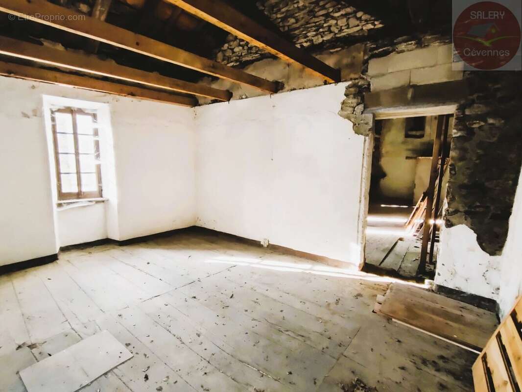 Maison à LE POMPIDOU