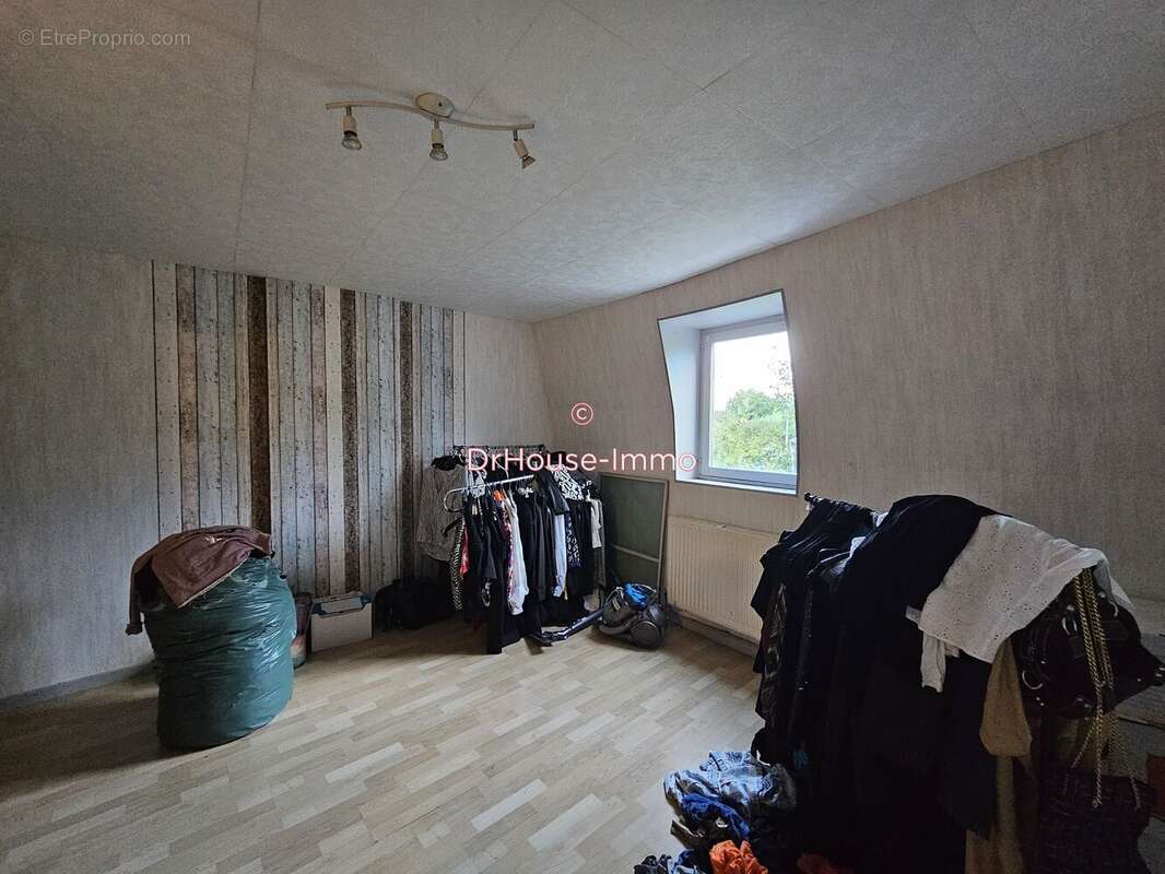 Maison à SAINT-AMAND-LES-EAUX