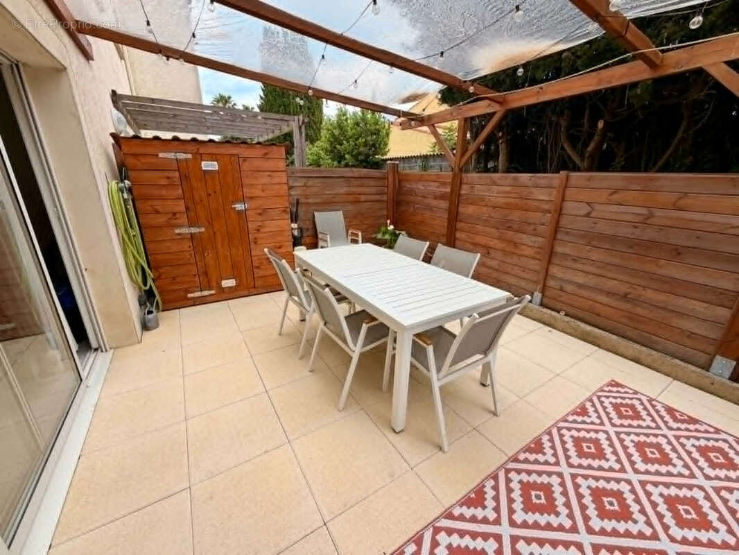 Beau duplex de type 4 avec terrasse et parkings - photo 2