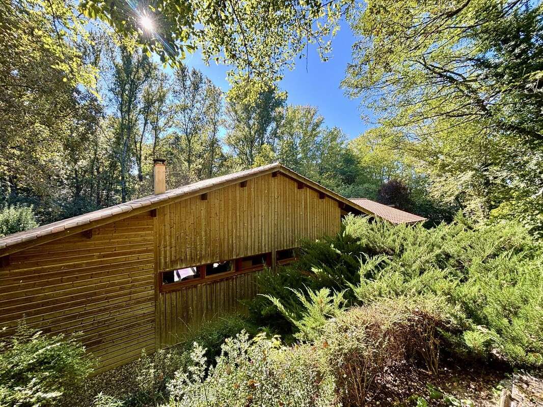 Maison à COLAYRAC-SAINT-CIRQ