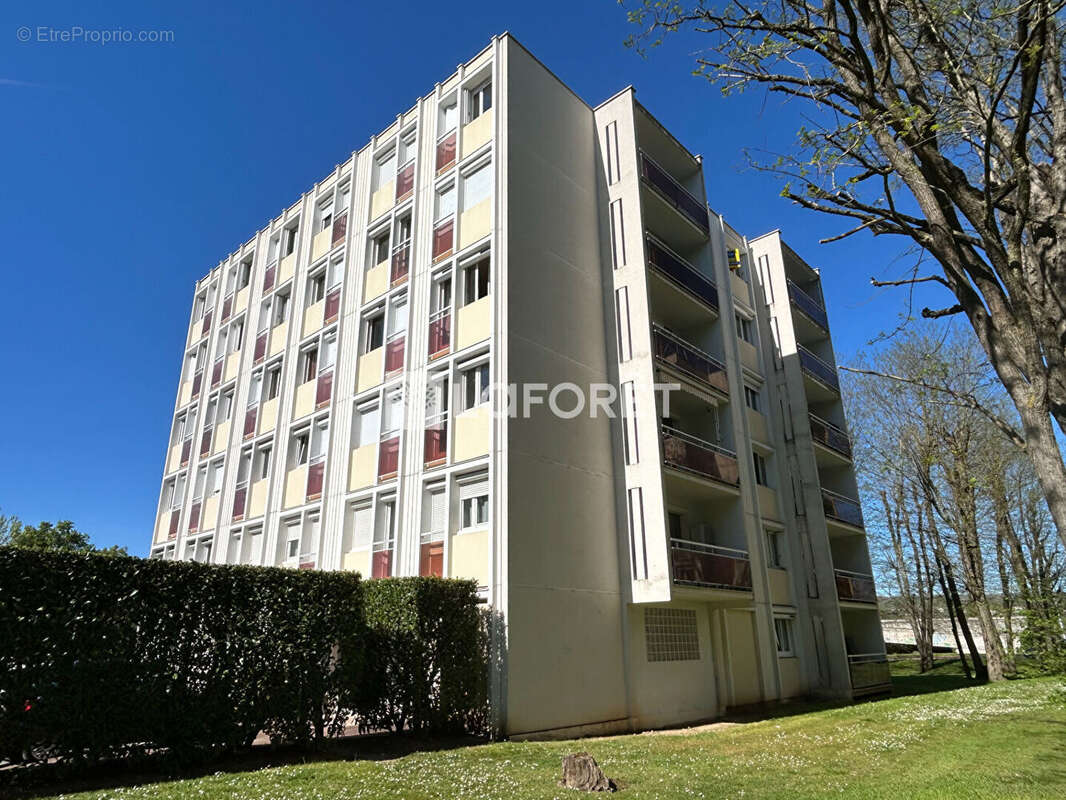 Appartement à VERNEUIL-SUR-SEINE