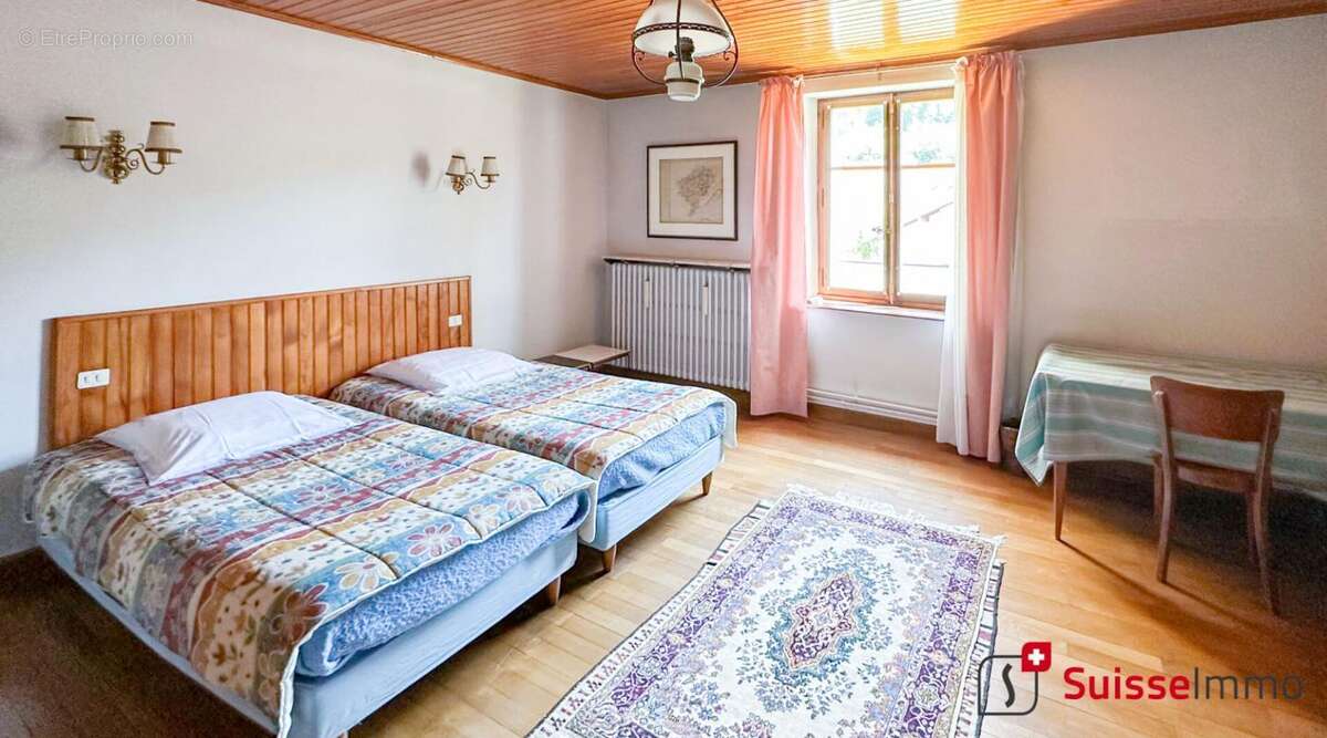 Maison à COLOMBIER-FONTAINE