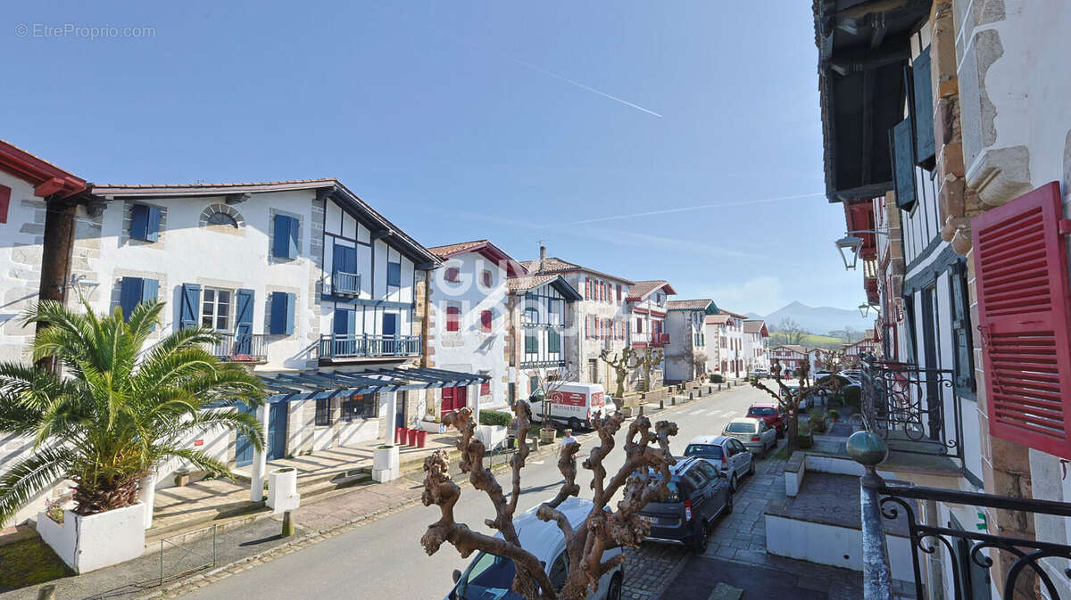 Appartement à AINHOA