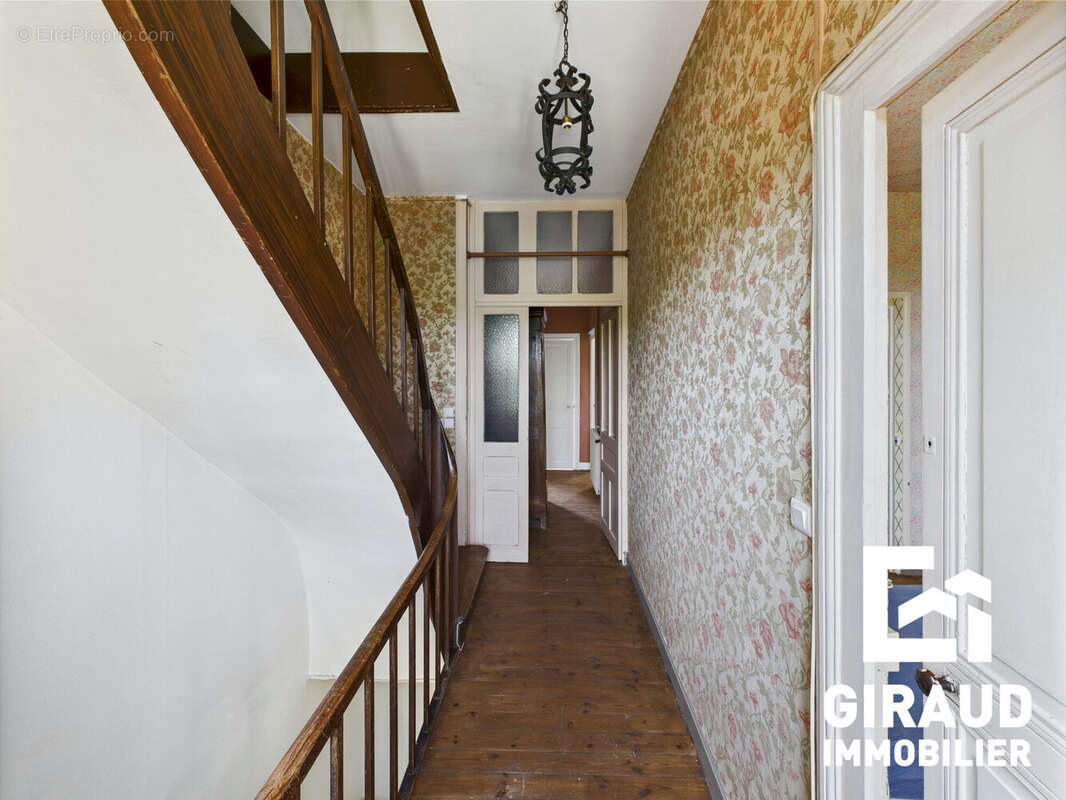 Maison à FONTENAY-LE-COMTE