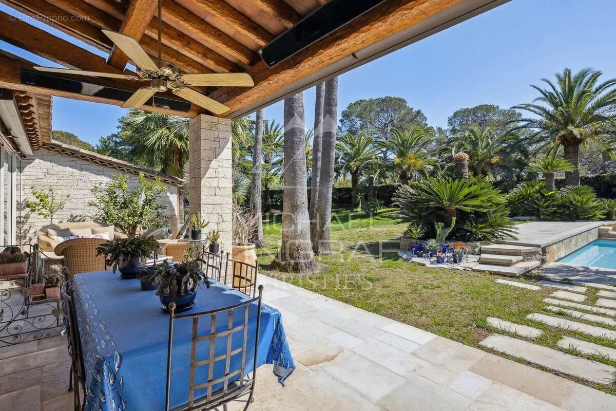 Maison à SAINT-RAPHAEL