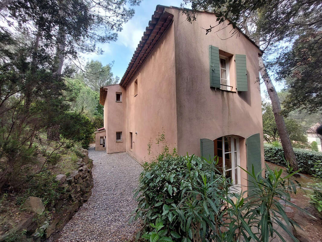 Maison à LA MOTTE