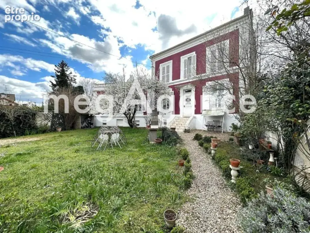 Maison à NEUILLY-PLAISANCE