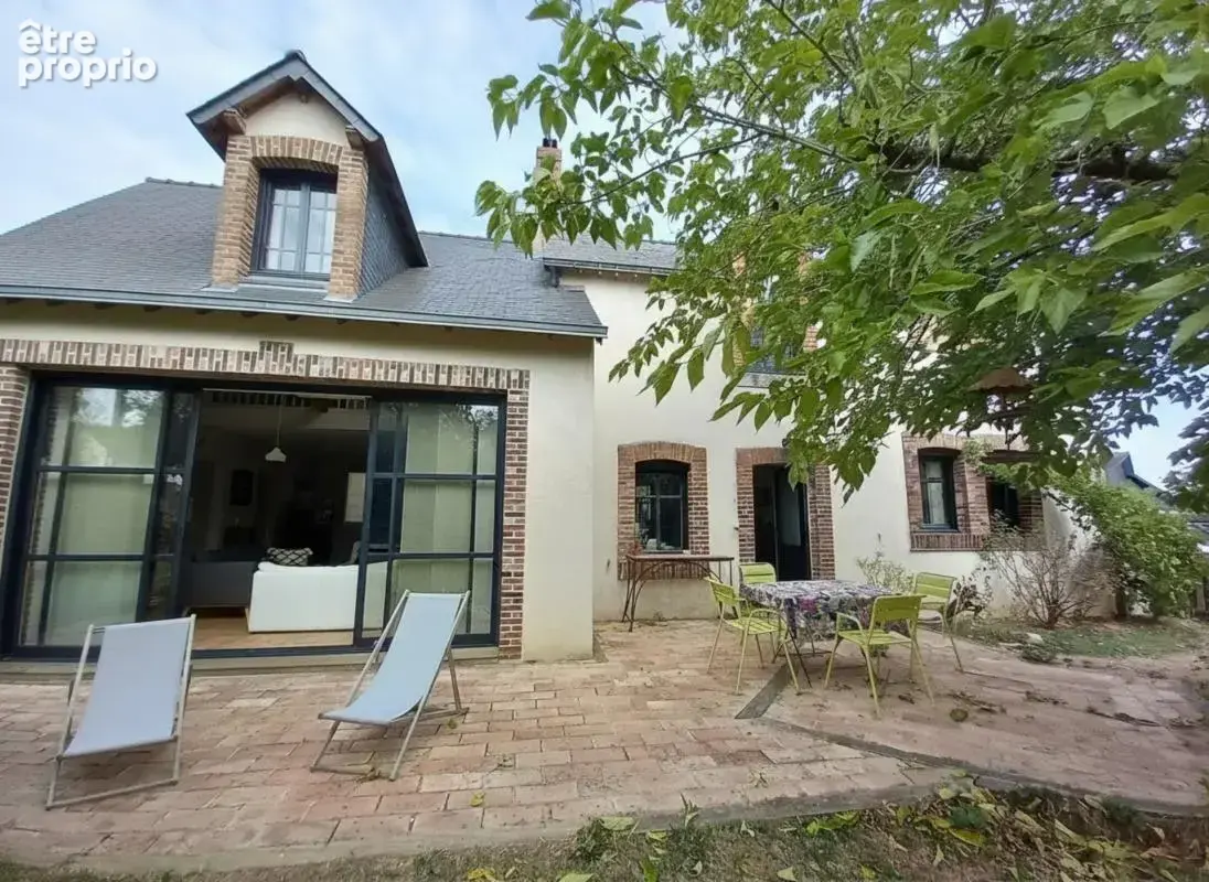 Laval – maison de caractère de 240 m² avec jardin arboré de 1 180 m², à deux pas du centre-ville - photo 23