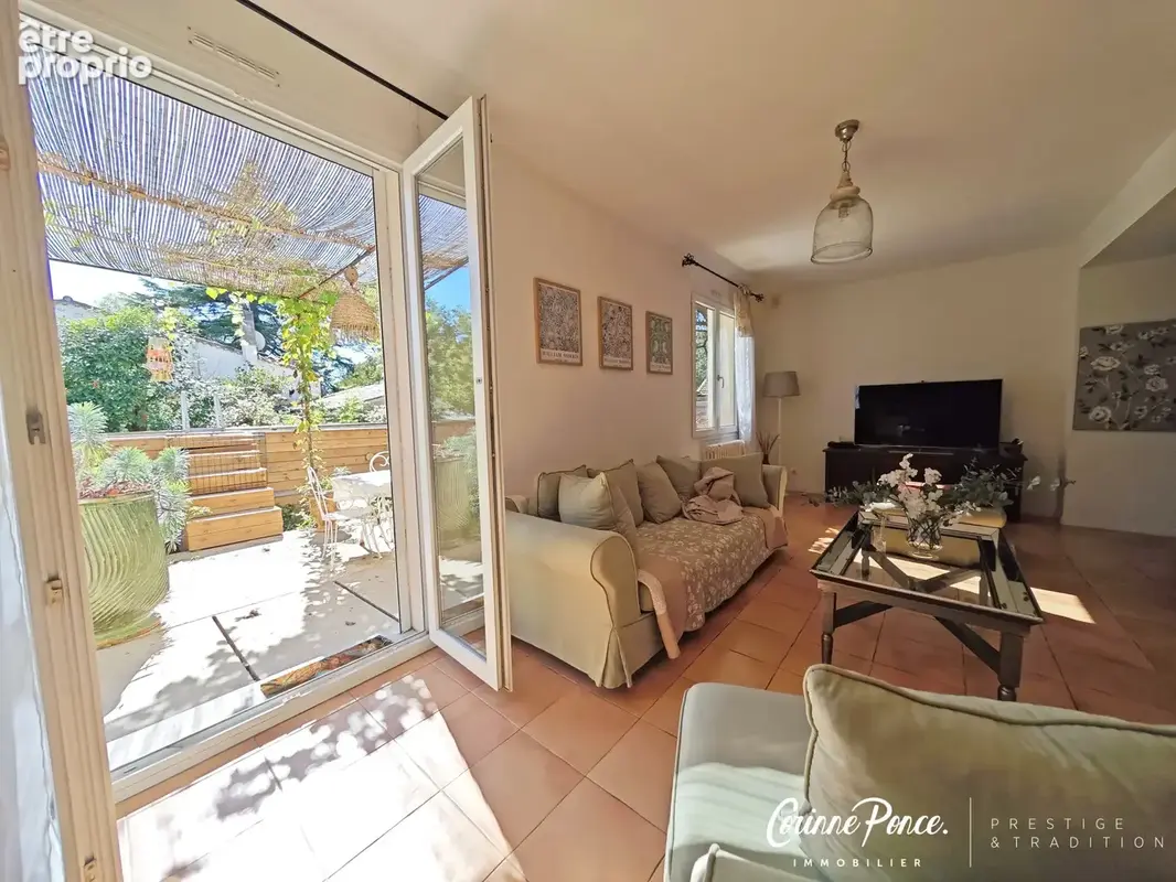 Nîmes maison avec dépendance de 38 m2 et garage proposée par Corinne Ponce immobilier - photo 5