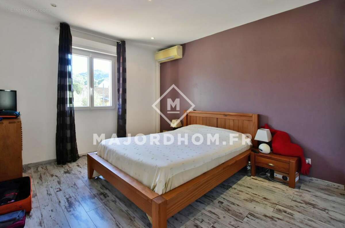 Maison à MARSEILLE-9E