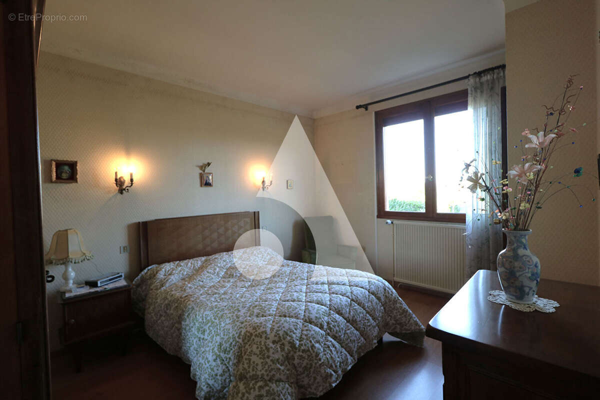 Maison à OURSBELILLE