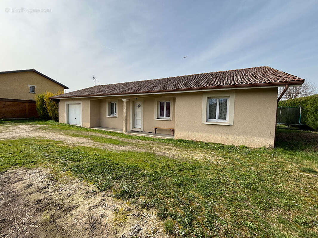 Maison à BALAN