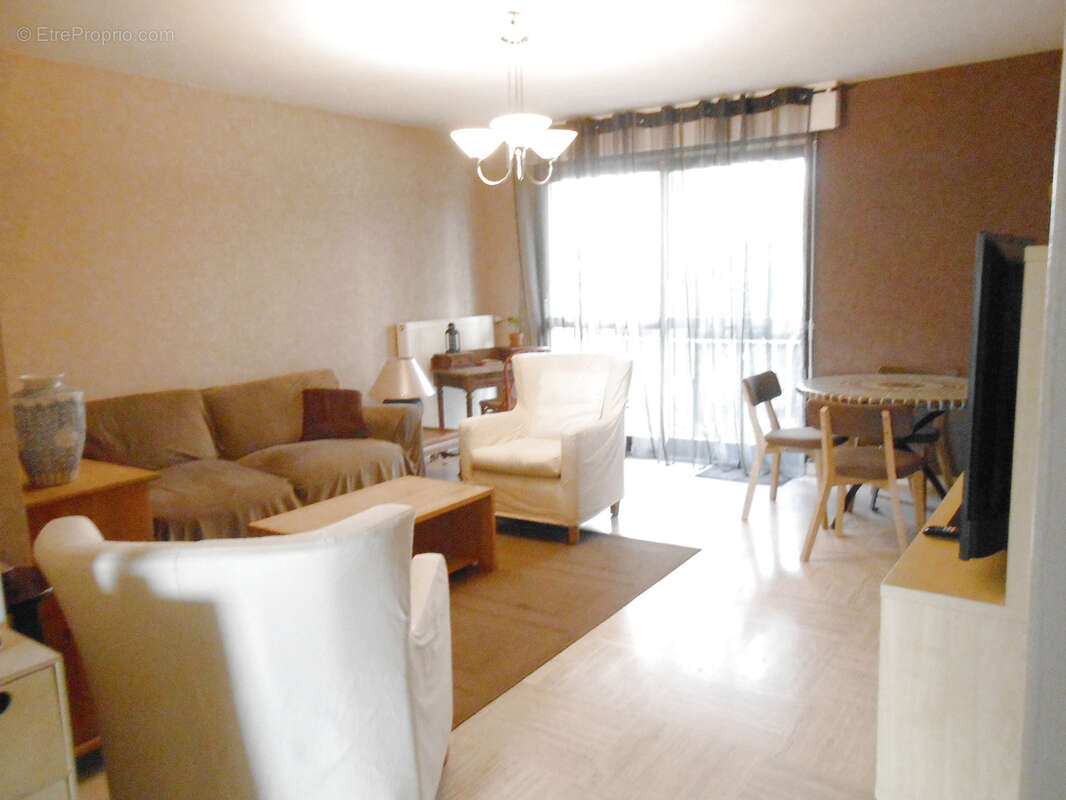 Appartement à CHENNEVIERES-SUR-MARNE