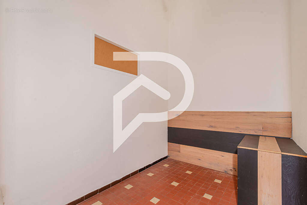 Appartement à MARSEILLE-2E