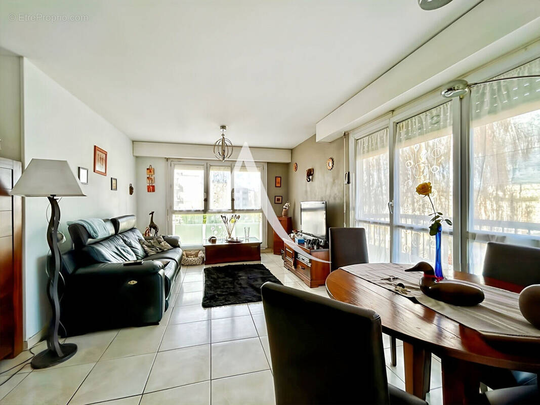 Appartement à BOIS-D'ARCY