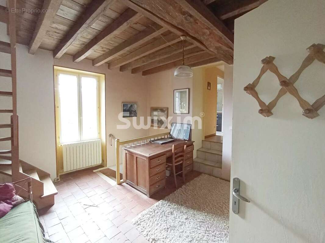 Maison à MONTILLOT