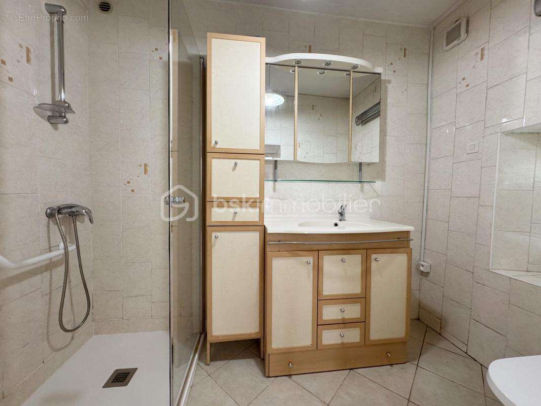 Appartement à VILLARD-BONNOT