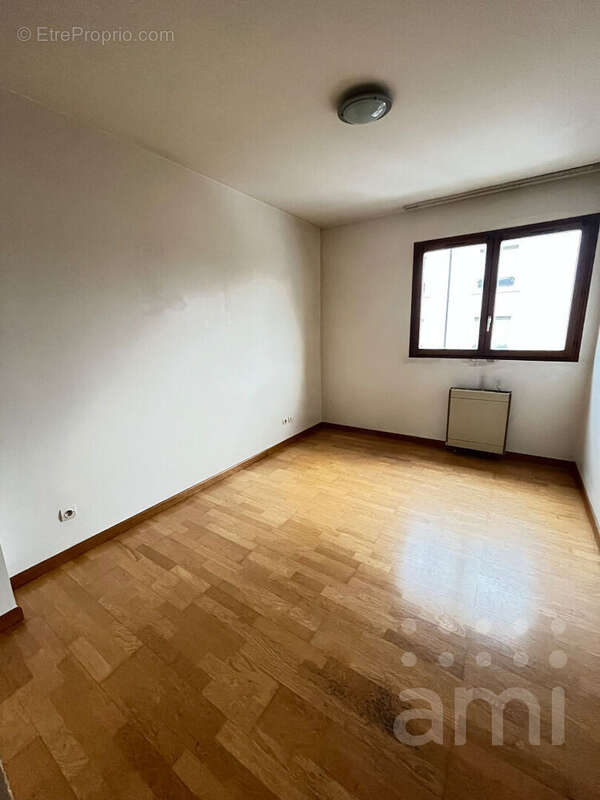 Appartement à TREMBLAY-EN-FRANCE