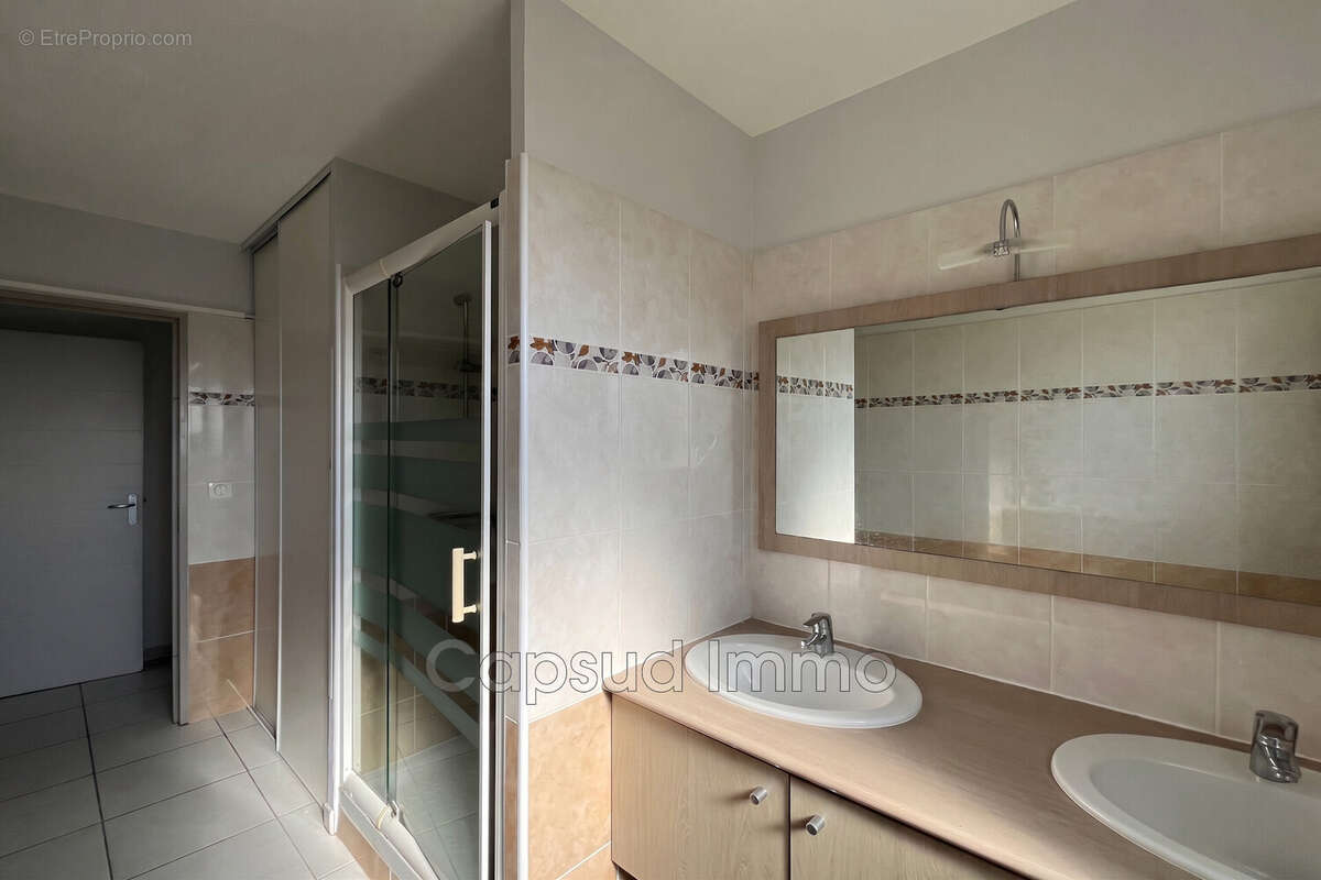 Appartement 88 m² à Serignan  - photo 3