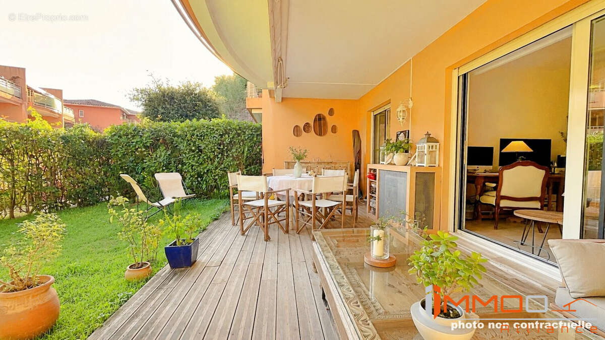 Appartement à THEOULE-SUR-MER