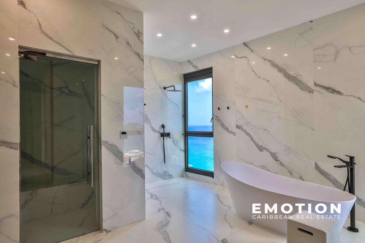 Maison à SAINT-MARTIN