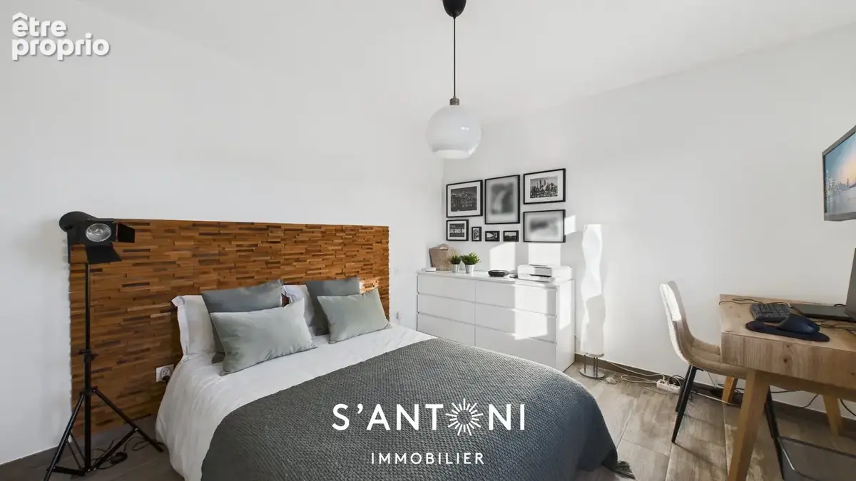 SERIGNAN - Villa contemporaine avec piscine et prestations haut de gamme - photo 9