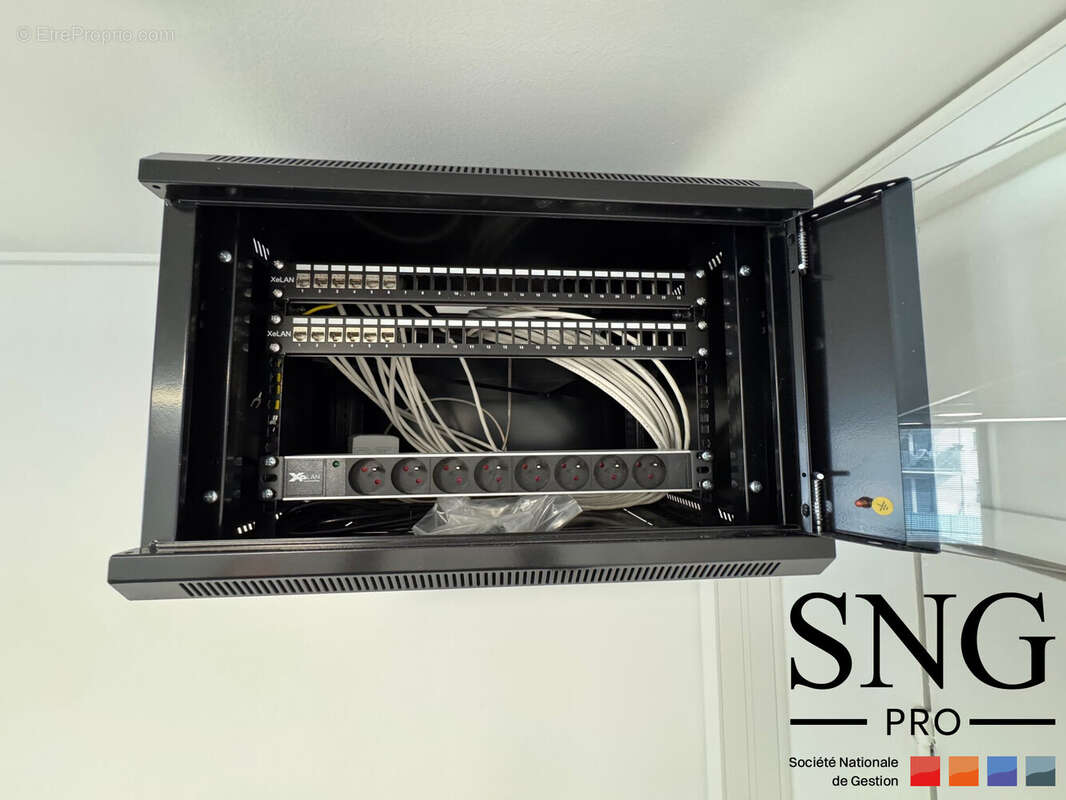 Commerce à COURCOURONNES