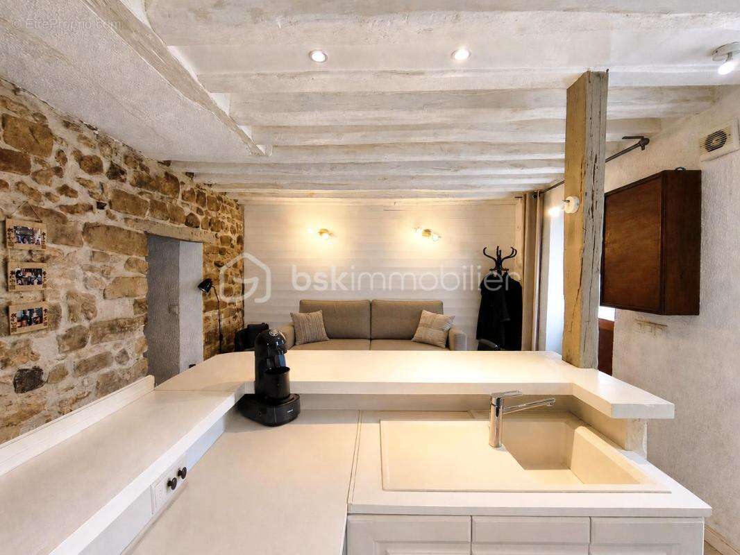 Appartement Charmant T2 de 33 m² en rez-de-chaussée avec cave - Idéal investissement ou premier achat - photo 2
