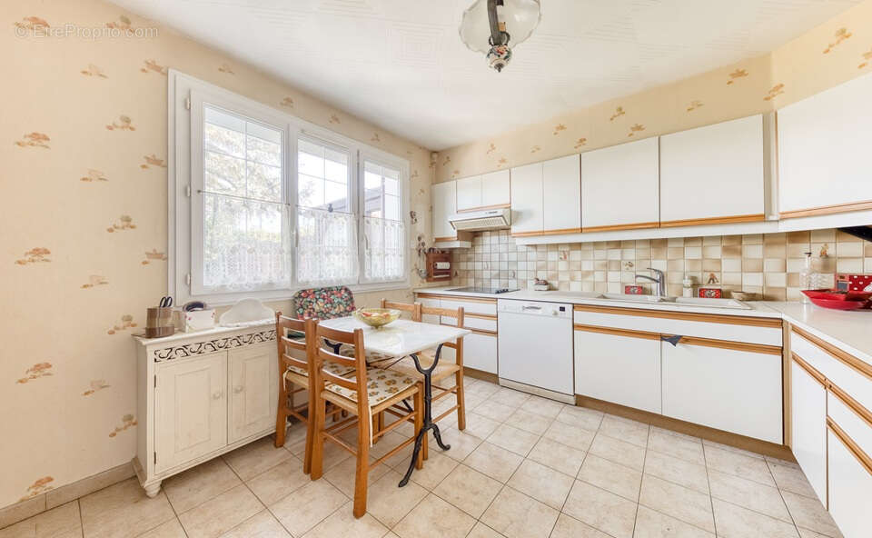 Maison à OZOIR-LA-FERRIERE