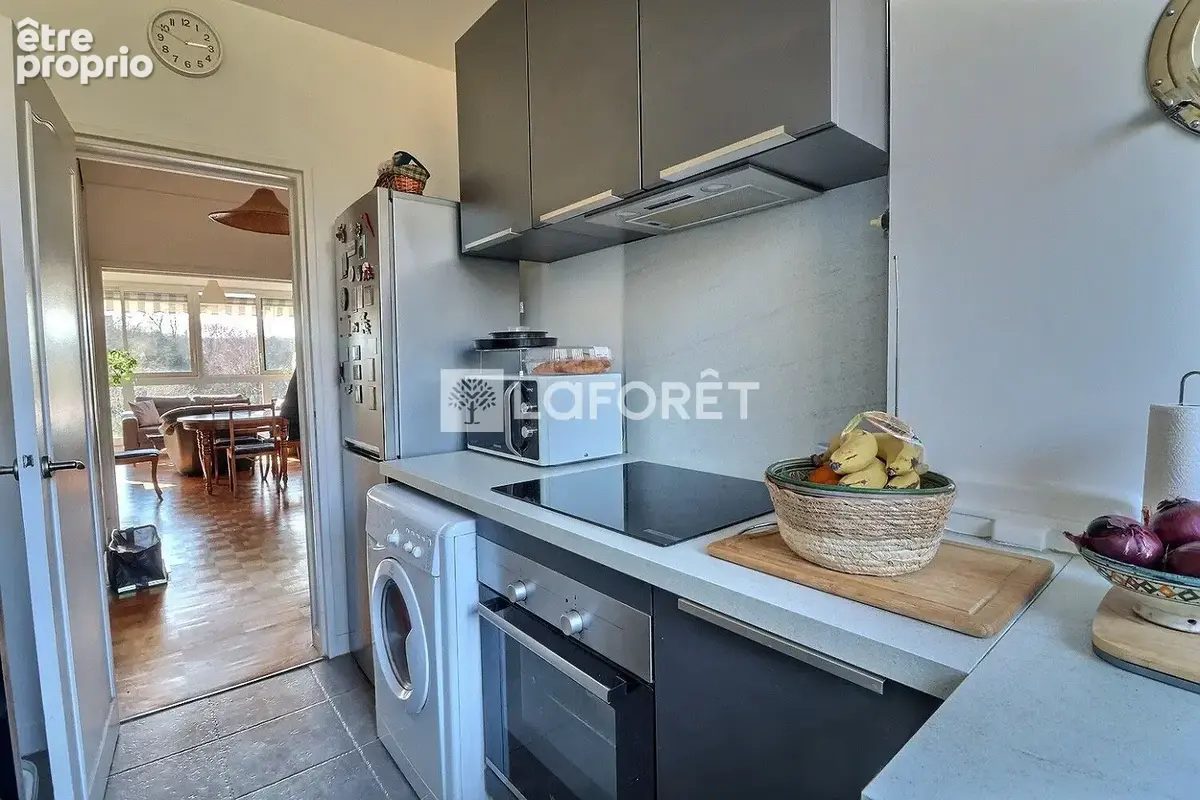 Appartement Rueil Malmaison 3 pièce(s) 66 m2 - photo 10