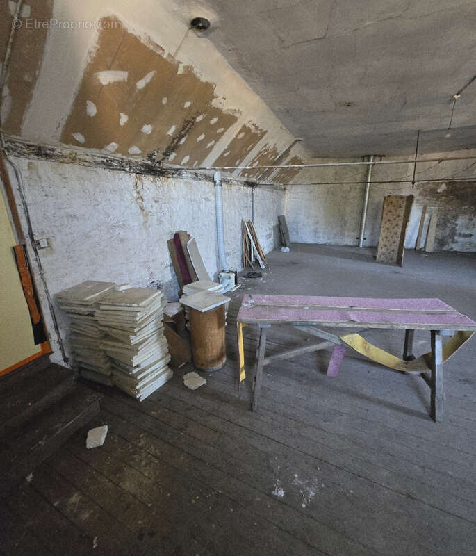 Appartement à MESLAY-DU-MAINE