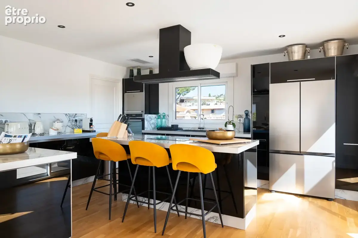 Coeur de Bandol - 'Maison sur Toit' + 105 m2 de Garage - photo 6