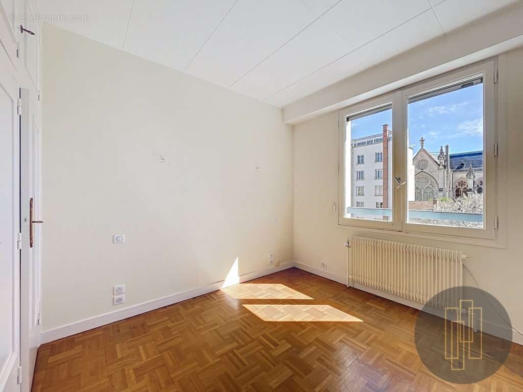 Appartement à LYON-6E