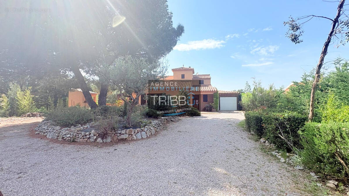 Maison à CASTELNOU