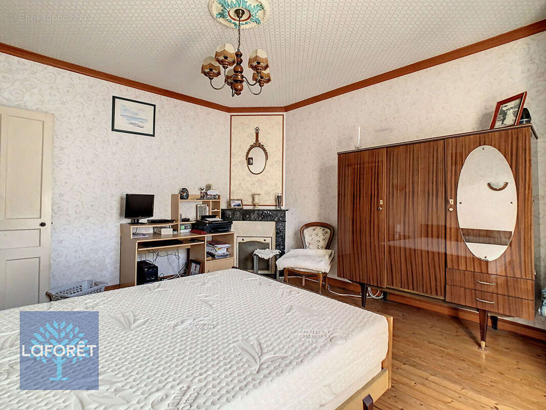 Maison à LE MAY-SUR-EVRE