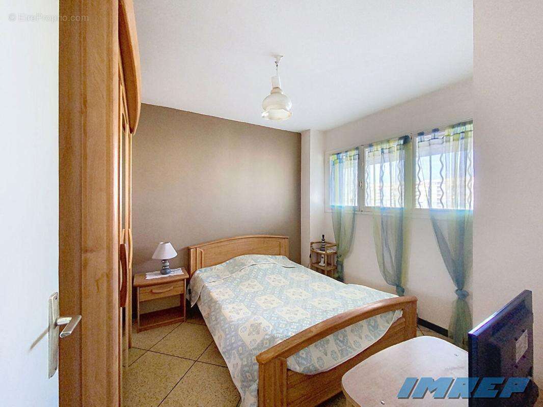 Appartement à MARSEILLE-9E