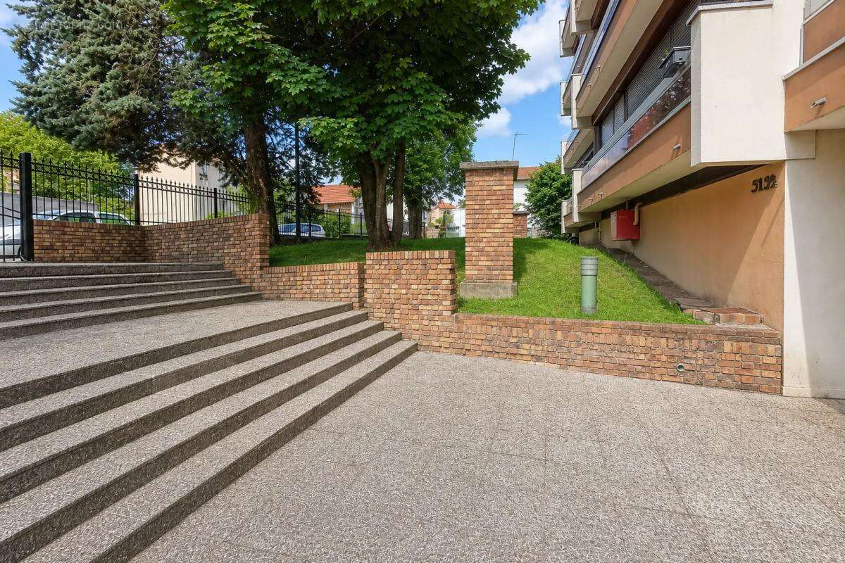 Studio loué de 22 m² avec balcon à Rosny-sous-Bois - photo 8