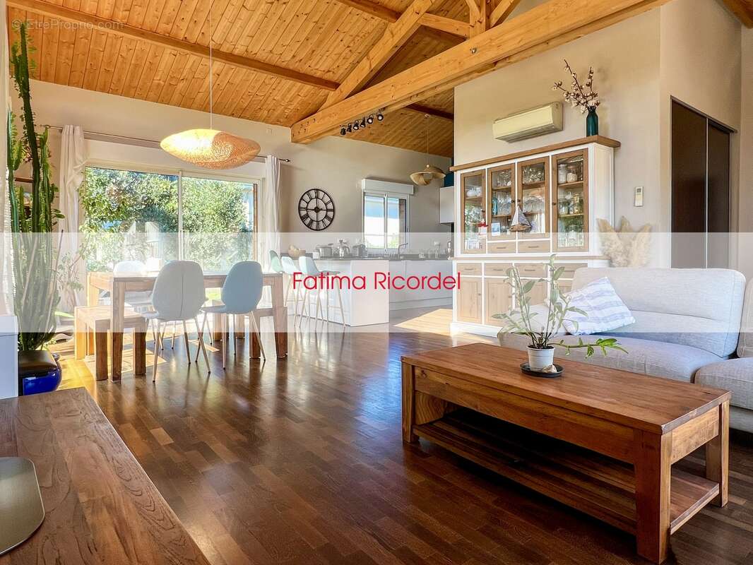 Maison à SAINT-MEDARD-EN-JALLES