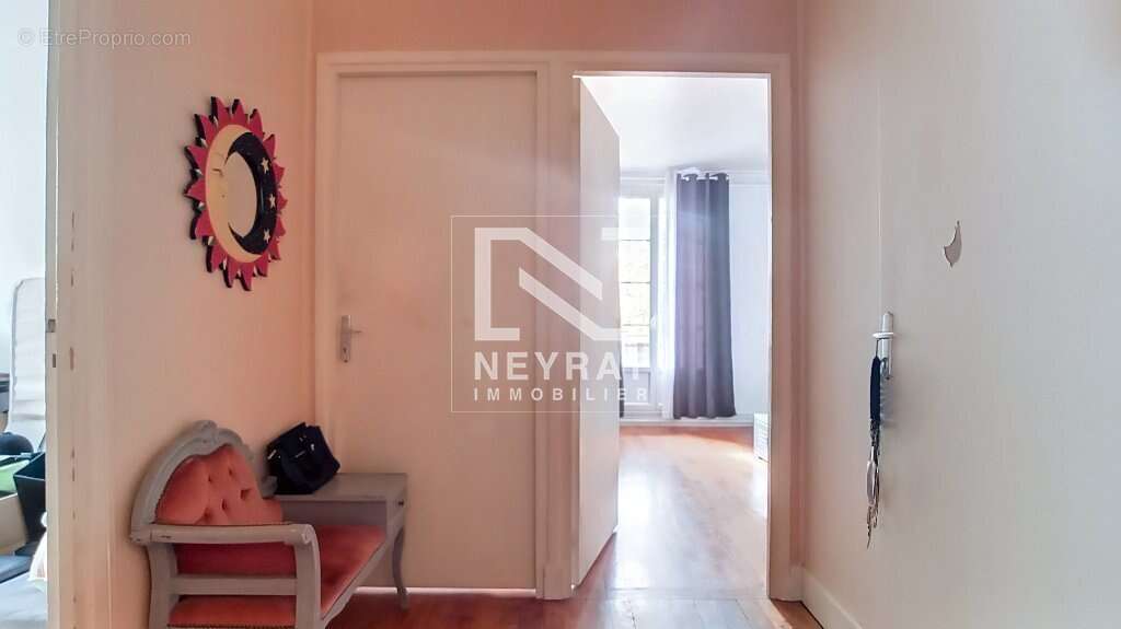 Venez découvrir cet appartement situé à deux pas de la gare au deuxième et dernière étage d'une petite copropriété - photo 8