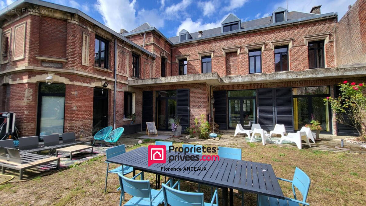 Maison à SAINT-QUENTIN