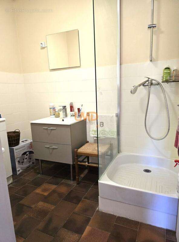 Maison à L&#039;ISLE-SUR-LA-SORGUE