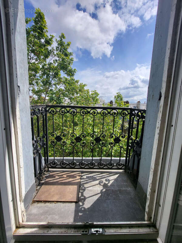 Appartement à PARIS-10E