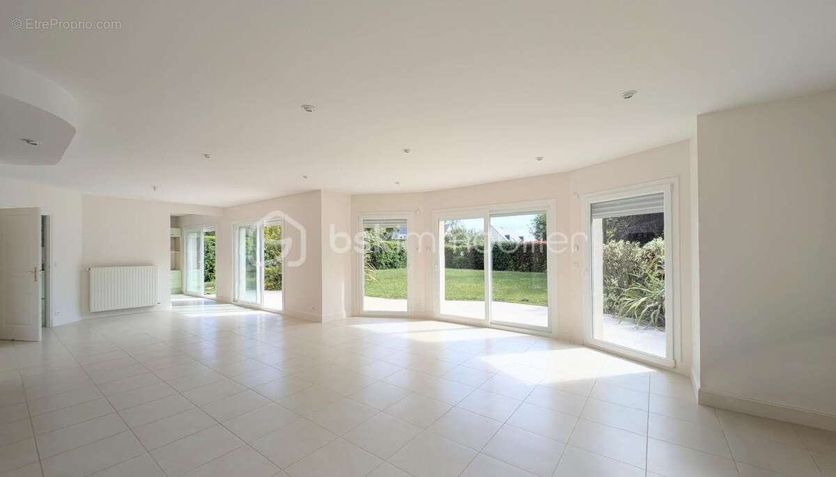 Maison familiale de caractère pensée pour recevoir et partager - photo 6