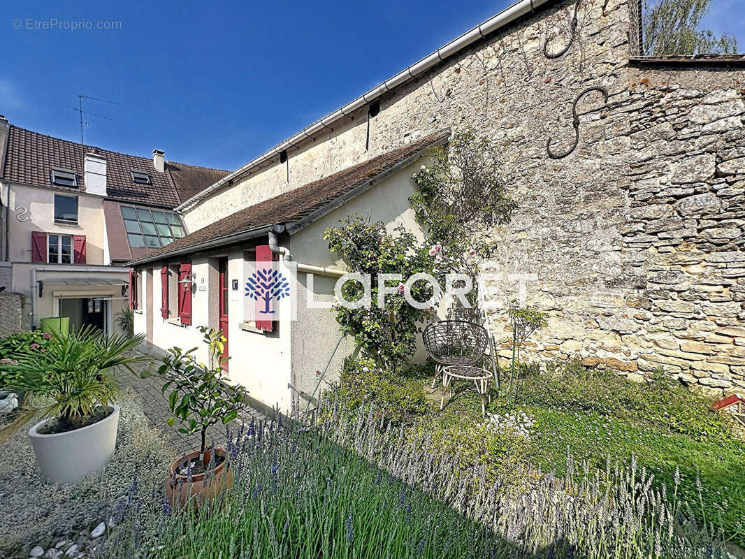 Charmante maison de village de caractère au coeur de Feucherolles - photo 2