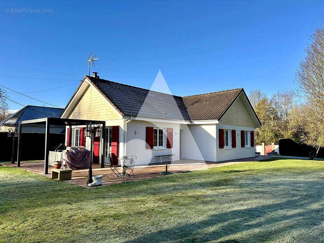 Maison à LE FIDELAIRE