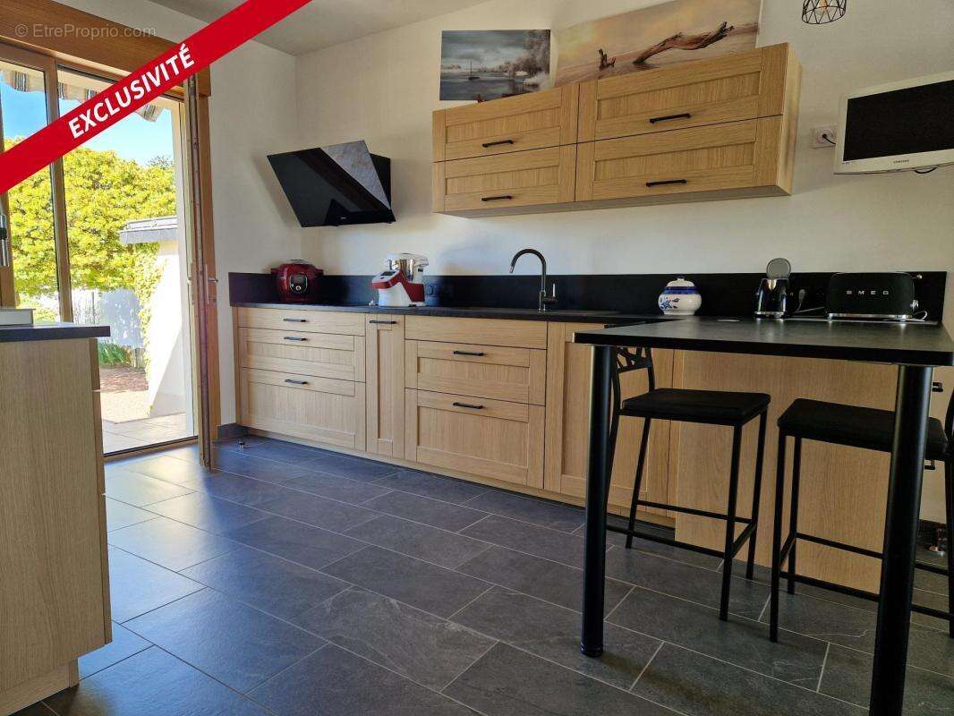 Maison à LONGUE-JUMELLES