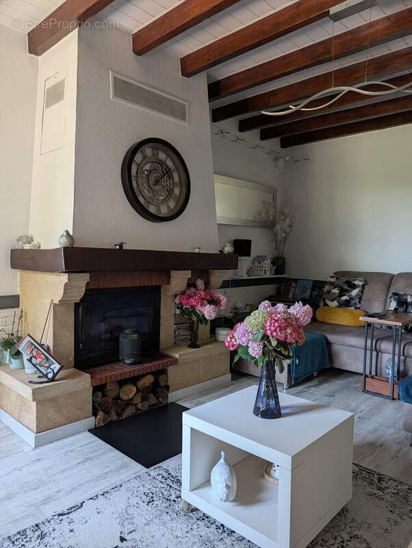 Maison 90 m² à Saint-Hilaire-De-La-Cote  - photo 5