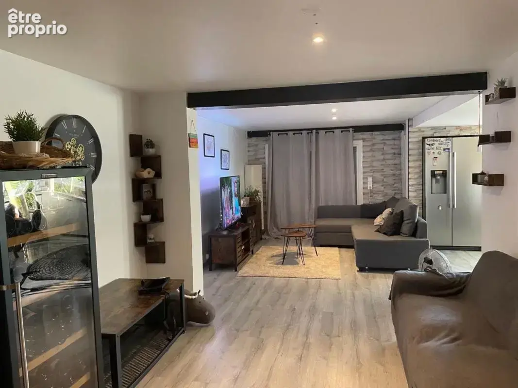 Maison 7 pièces 200 m² à vendre à Saint-Mathieu-De-Treviers (34270) - photo 2