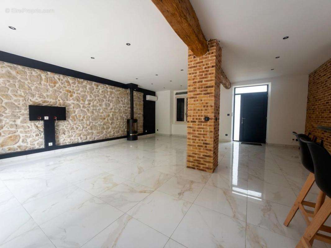 Maison 4 pièces / 143 m² / 236 000 EUR / CASTRES - photo 5